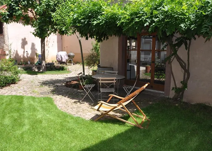Au Gres Des Vignes