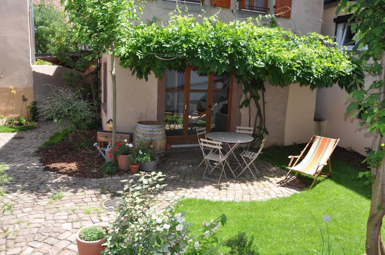 Au Gres Des Vignes *